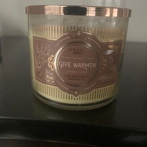 Bath and Body Works Give Warmth Marbled Chocolate Cake Candle